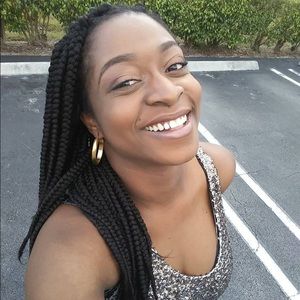 Meet your Posher, Dieulanie